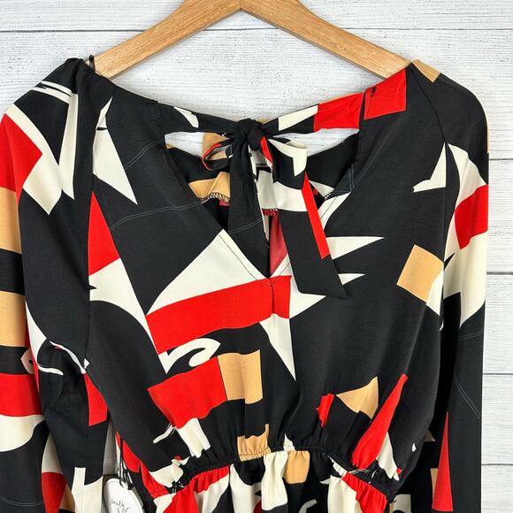 Milk and Honey Womens size Small Abstract Print Red Black Blouse 34164T NEW - Picture 8 of 11